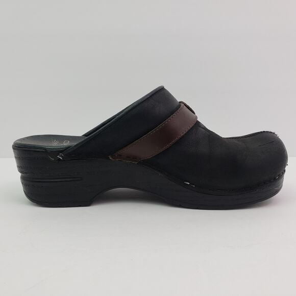 Dansko Womens Sz EU 37 US 6.5-7 Black Leather Slip On Work Nurse Mule Clog Shoes - Picture 4 of 12